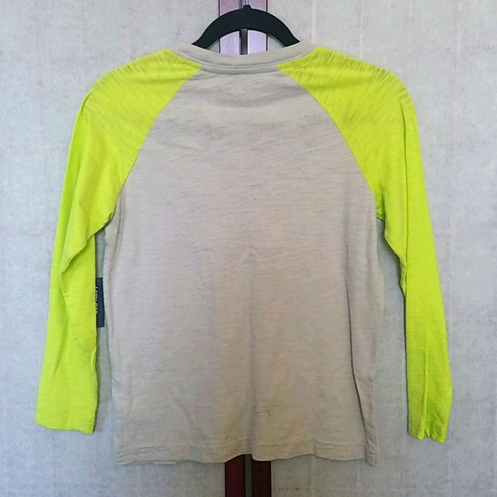 NWT Old Navy Light gray/neon yellow baseball tee M - Picture 2 of 3